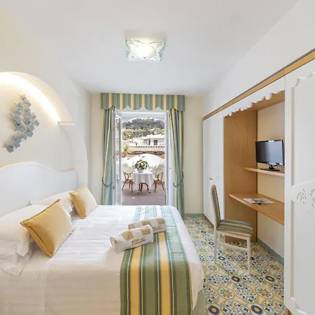 Terme Tritone & 호텔 4*