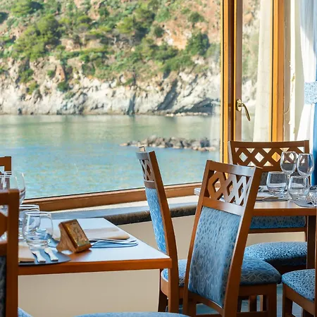 Terme Tritone & Forio di Ischia