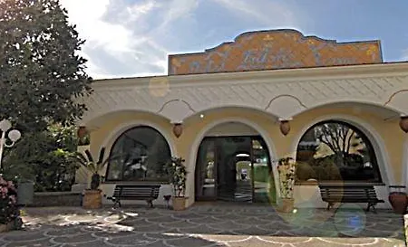 Terme Tritone & 4*